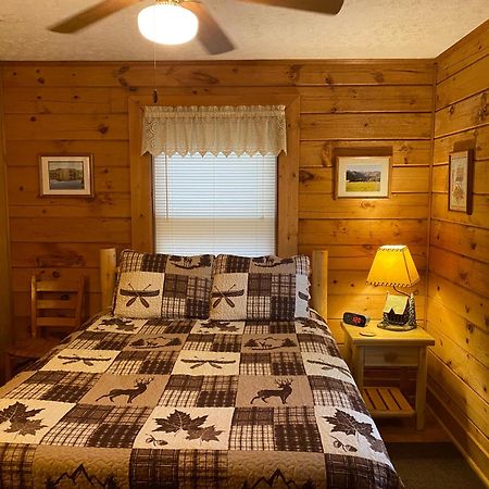 Misty Creek Log Cabins Маґґі-Валлі Екстер'єр фото