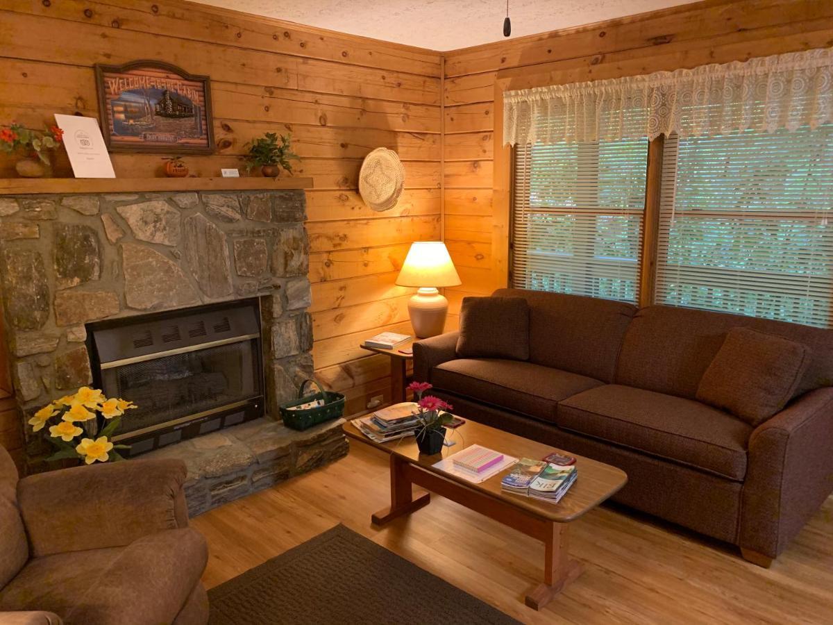 Misty Creek Log Cabins Маґґі-Валлі Екстер'єр фото