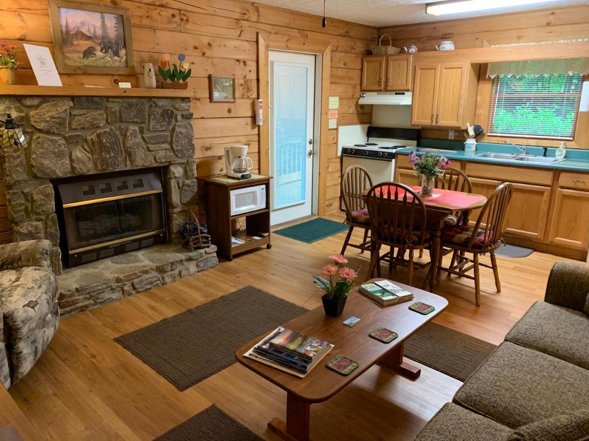 Misty Creek Log Cabins Маґґі-Валлі Екстер'єр фото